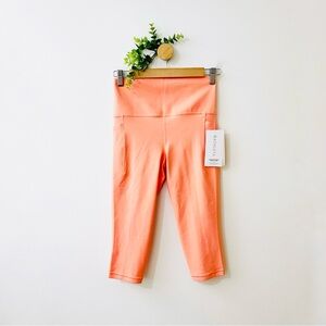 Athleta NWT Salutation Stash Pocket II Crop Workout Capri